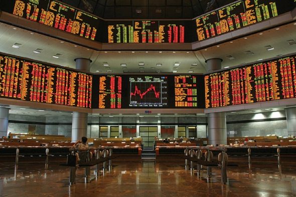 Foreign Investors Extend Selling Streak With Net Outflow Of RM1.14 Billion