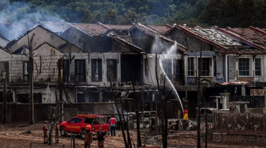 Govt Offers Cash Aid To Over 100 Households Affected By Gas Pipe Blaze