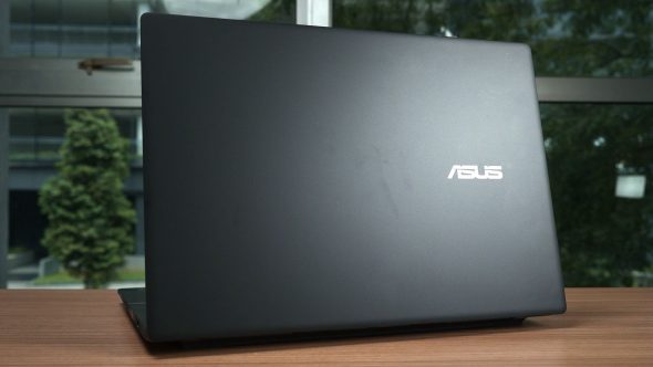 ASUS Gaming V16 V3607 review – budget gaming laptops are back!