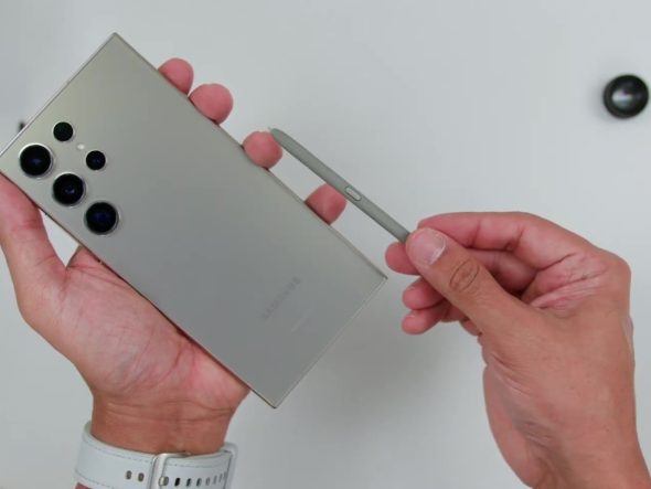 Samsung Galaxy S26 Ultra Rumoured to Controversially Remove the S Pen in Place of Qi2 Magnets |