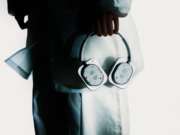 Nothing Unveils New Nothing Headphone (1) with Distinctive Design and Physical Controls