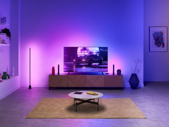 WiZ Launches New WiZ HDMI Sync Box and Gradient Lighting for Enhanced Entertainment