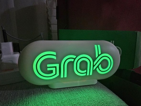 Indonesia Discussing Plan For Merger Of Grab And GoTo, Official Says