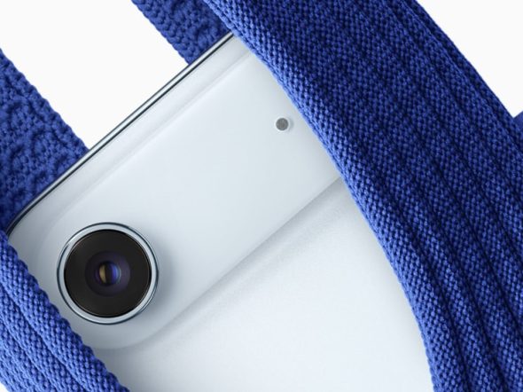 Apple’s New iPhone Pocket is a Weird but Fun Blast from the Past