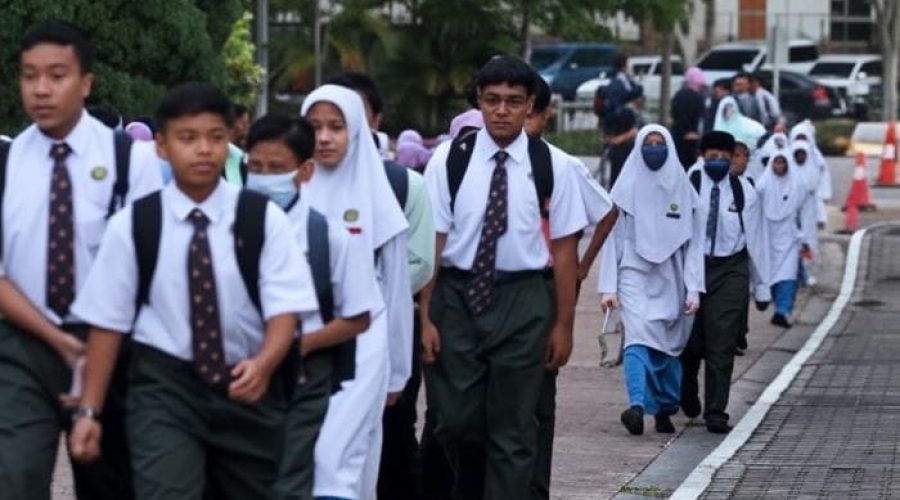 No Changes To School Uniform In 2026, Standardisation Still In Review, MOE Clarifies