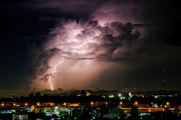 Sporadic Thunderstorms In Both West And East Malaysia Reported